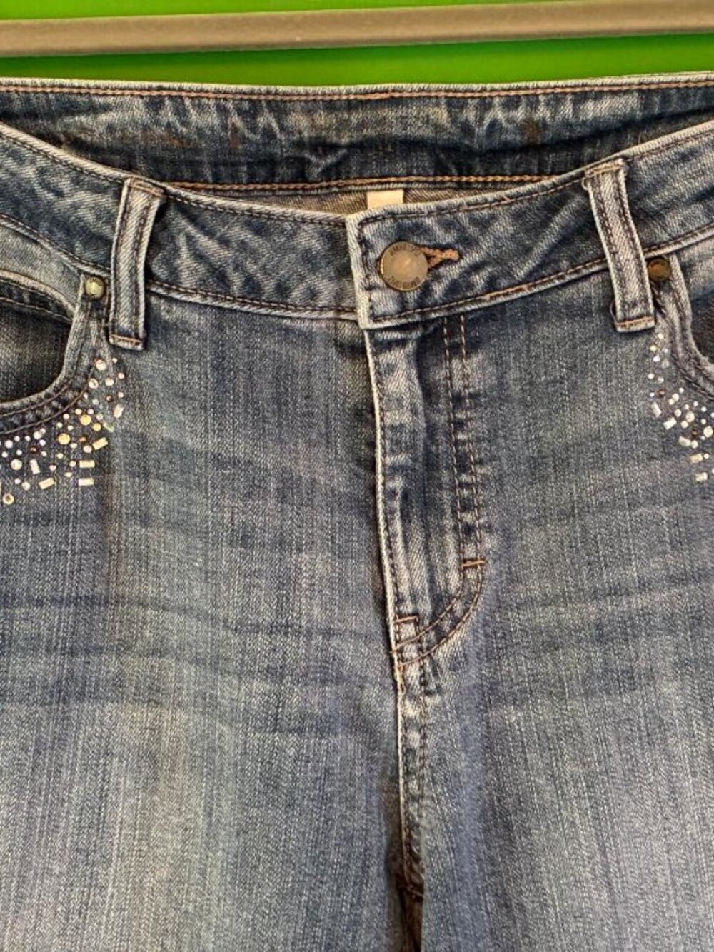 Jennifer Lopez Sz 8 Womens Distressed Boyfriend Embellished Denim JLO Jeans - Picture 11 of 11